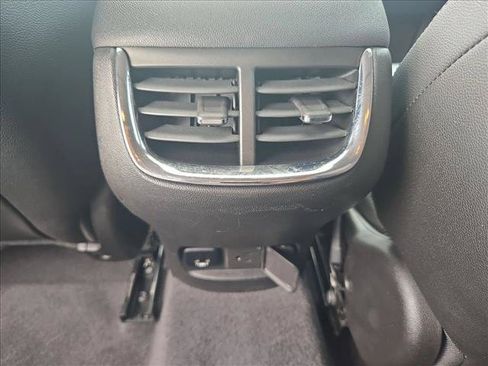 Certified 2017 Chevrolet Malibu Premier w/ Premier Sun and Wheel Package FWD image 17