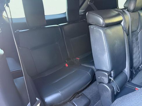 Used 2022 Mitsubishi Outlander SE image 29