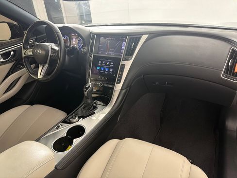 Used 2018 INFINITI Q60 3.0t Luxe w/ Sensory Package 3.0T Luxe RWD image 24
