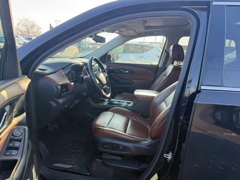 Used 2019 Chevrolet Traverse High Country w/ LPO, Floor Liner Package AWD/4WD image 25