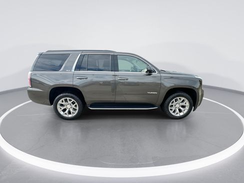Certified 2019 GMC Yukon SLT w/ Open Road Package AWD/4WD image 9