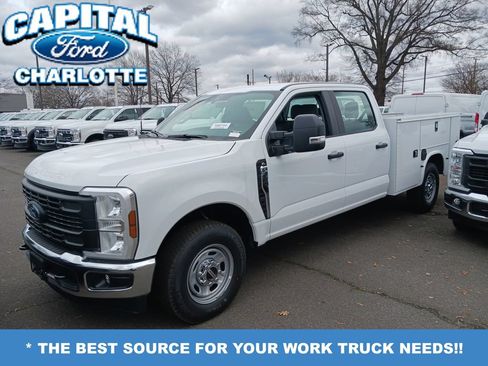 New 2026 Ford F250 XL w/ XL Chrome Package RWD image 1