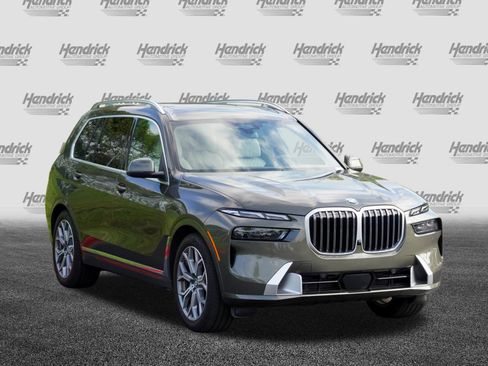 Certified 2026 BMW X7 xDrive40i AWD/4WD image 2