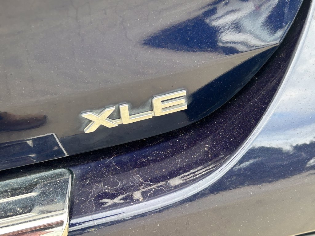 Used 2020 Toyota Highlander XLE FWD image 13