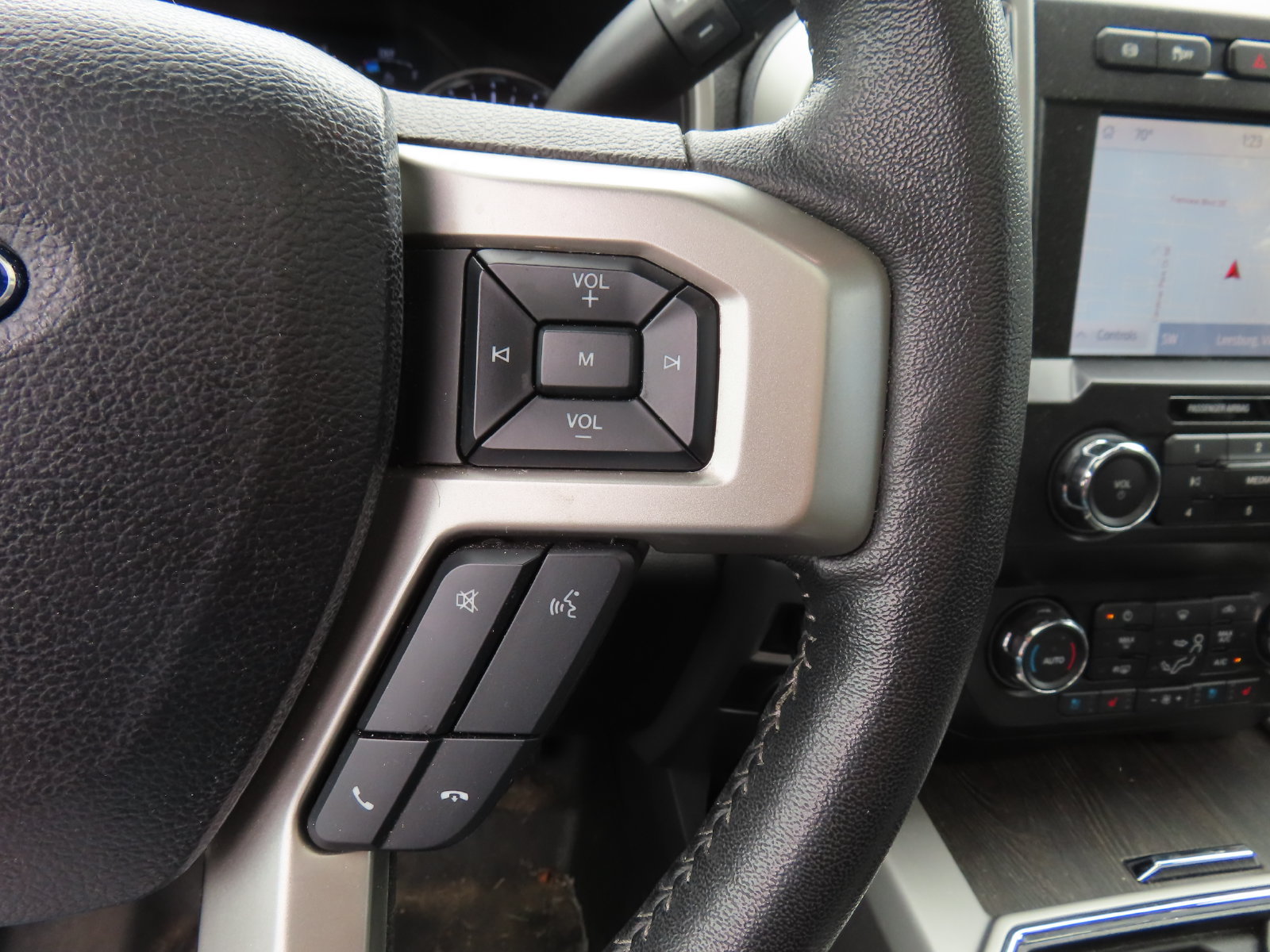 Used 2020 Ford F250 Lariat w/ Lariat Ultimate Package AWD/4WD image 20