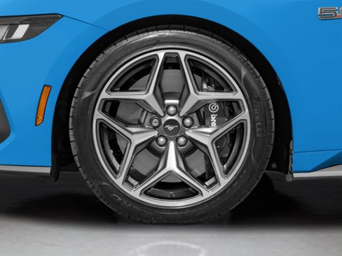 Used 2025 Ford Mustang Coupe RWD image 37