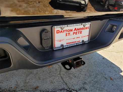 Certified 2021 Jeep Gladiator Sport image 9