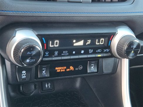 Used 2019 Toyota RAV4 XSE image 20