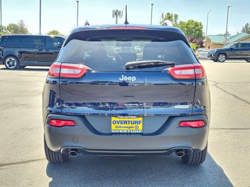 Used 2014 Jeep Cherokee Latitude FWD image 5