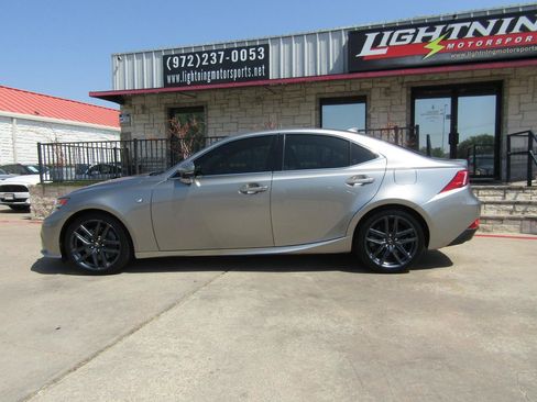 Used 2016 Lexus IS 200t w/ F Sport Package RWD image 2