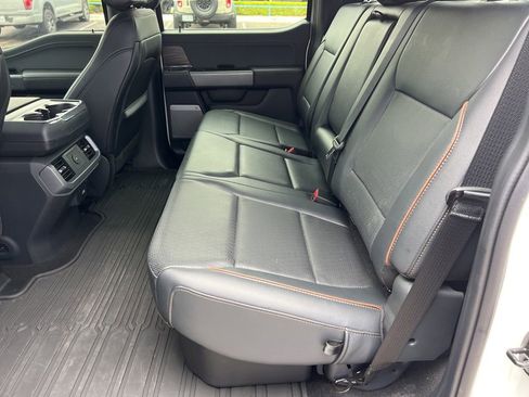 Used 2025 Ford F150 Lariat w/ Equipment Group 501A Mid image 18