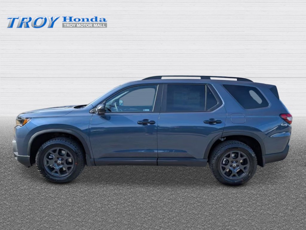 New 2026 Honda Pilot TrailSport image 2