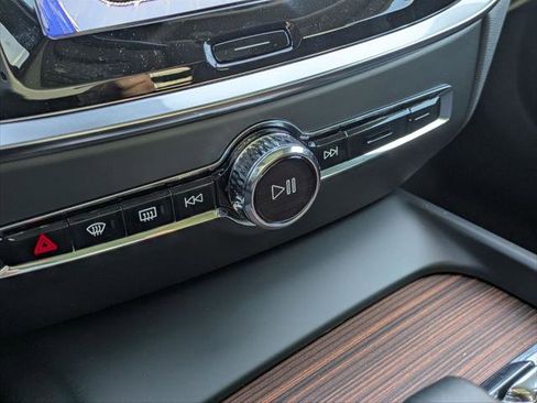 New 2026 Volvo V60 B5 Cross Country Plus w/ Protection Package Premier image 10