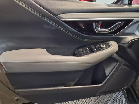 Used 2020 Subaru Outback Onyx Edition XT AWD/4WD image 17