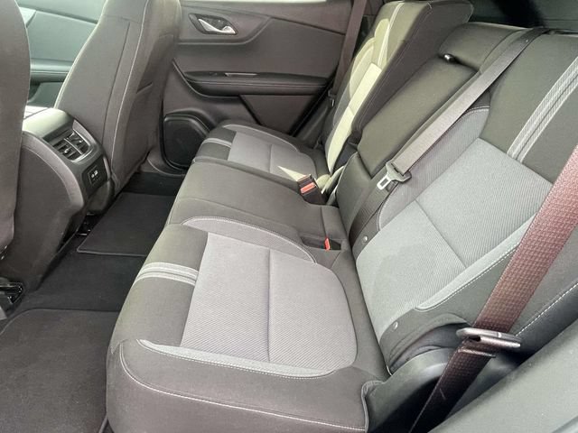 Used 2025 Chevrolet Blazer LT AWD/4WD image 12