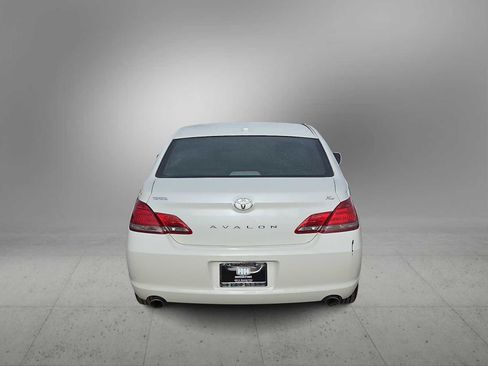 Used 2009 Toyota Avalon Limited image 7