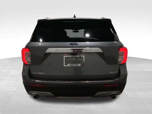 Certified 2023 Ford Explorer Limited w/ Equipment Group 301A image 4
