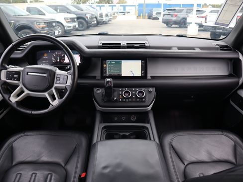 Used 2020 Land Rover Defender 110 HSE image 34