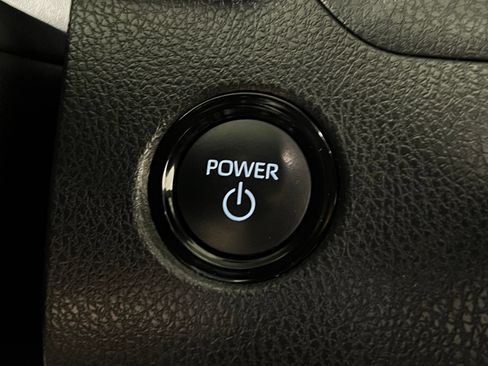Certified 2025 Toyota Camry SE AWD/4WD image 20