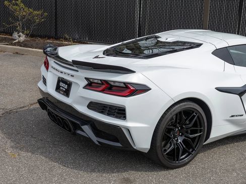 Used 2023 Chevrolet Corvette Z06 w/ Engine Appearance Package RWD image 43