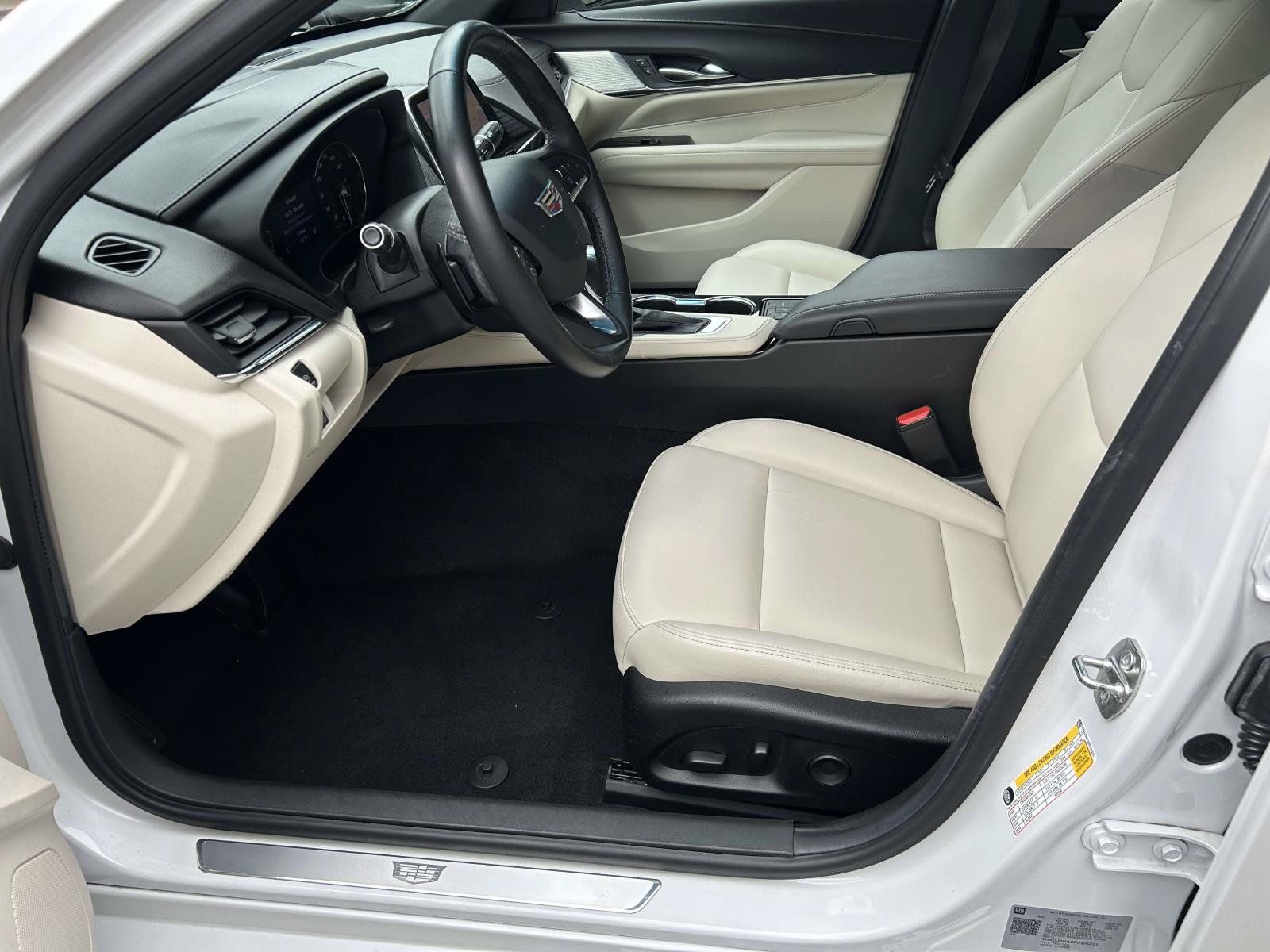 Certified 2023 Cadillac CT4 Luxury w/ Sun And Sound Package RWD image 20
