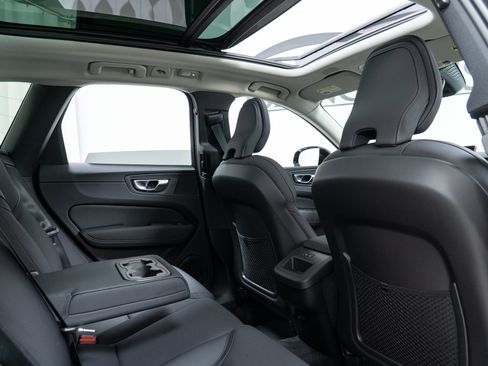 New 2026 Volvo XC60 B5 Plus w/ Protection Package Premier AWD/4WD image 23