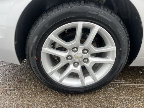 Used 2015 Chevrolet Malibu LT w/ Power Convenience Package image 31