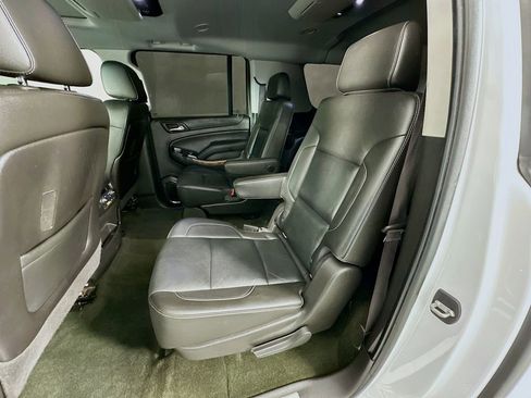 Used 2016 Chevrolet Suburban LTZ image 25