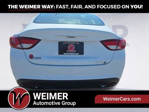Used 2015 Chrysler 200 S FWD image 6