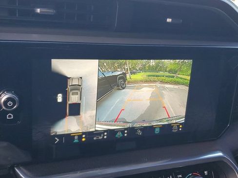 Used 2023 GMC Sierra 1500 Denali w/ Technology Package AWD/4WD image 22