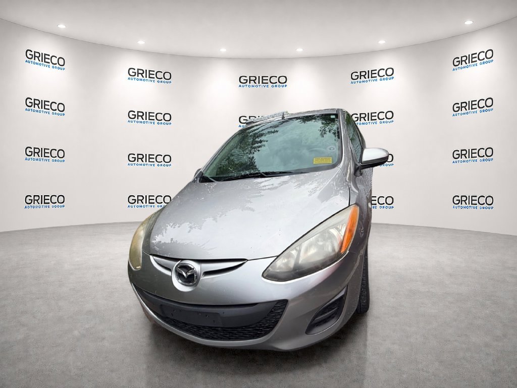 Used 2010 MAZDA MAZDA3 i Touring FWD image 2