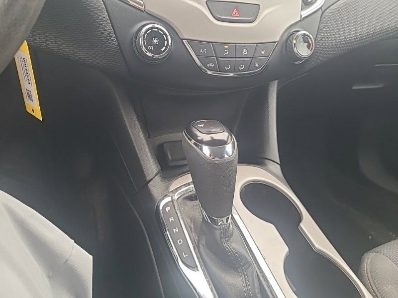 Used 2018 Chevrolet Cruze LS FWD image 14
