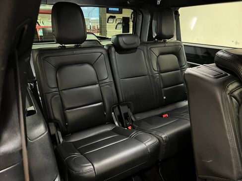 Used 2022 Lincoln Navigator L Reserve image 39