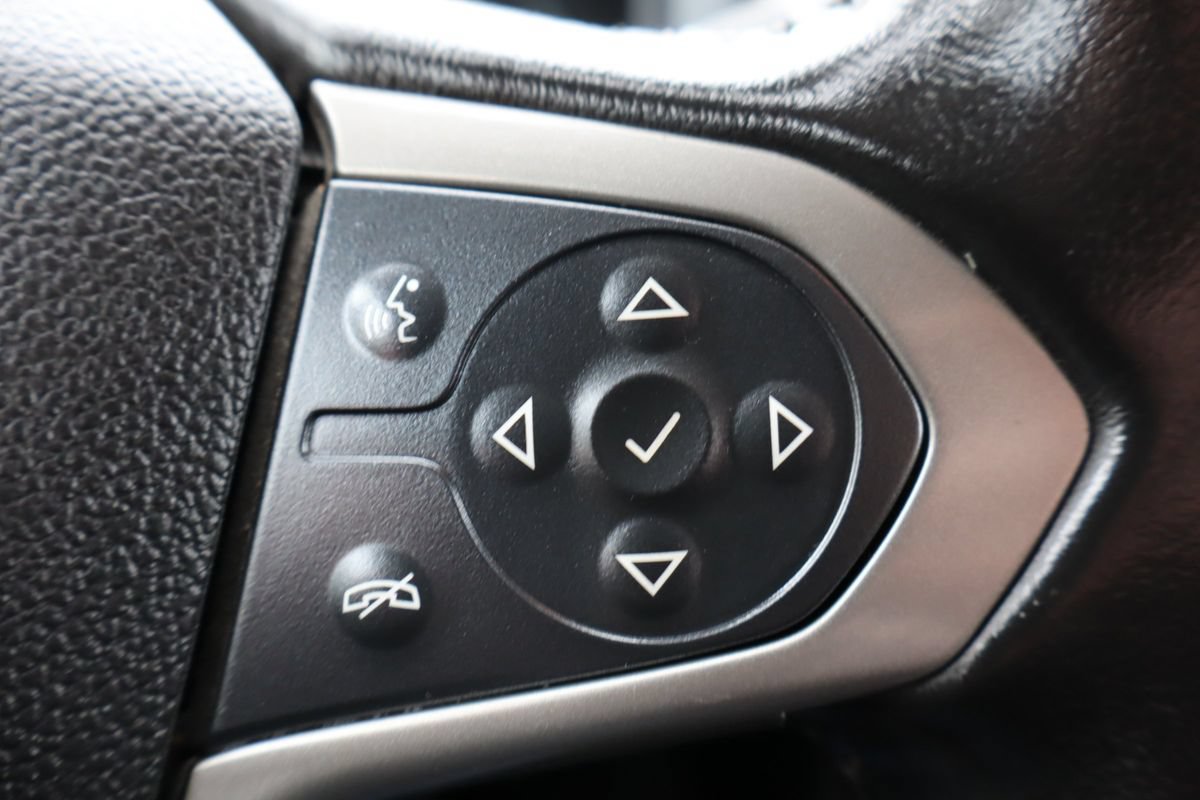 Used 2017 Chevrolet Colorado Z71 AWD/4WD image 30