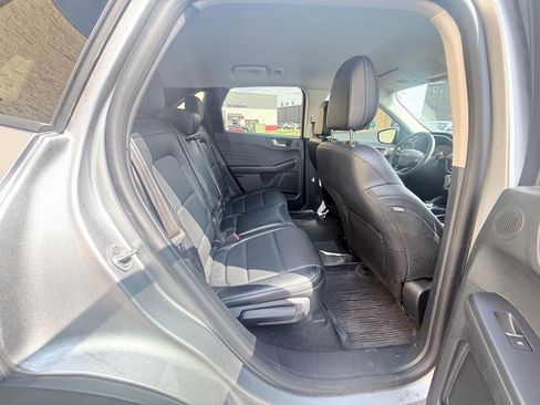 Used 2022 Ford Escape SEL w/ Technology Package image 12