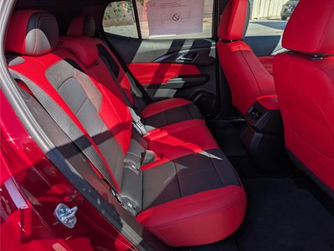 New 2026 Chevrolet Equinox EV RS image 6