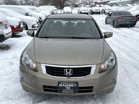Used 2010 Honda Accord LX-P image 9