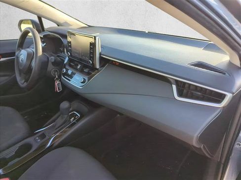 Used 2020 Toyota Corolla LE w/ Carpet Mat Package (TMS) FWD image 23