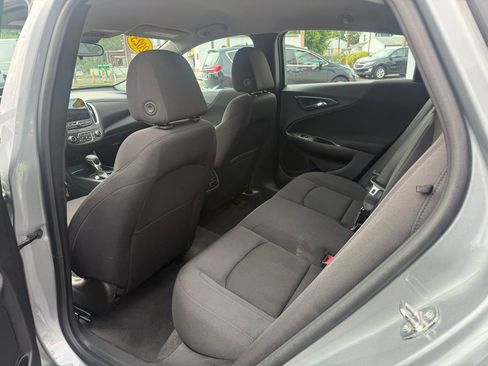 Used 2023 Chevrolet Malibu LT FWD image 10