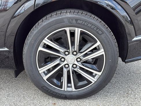 New 2026 Cadillac Lyriq Premium Luxury image 30