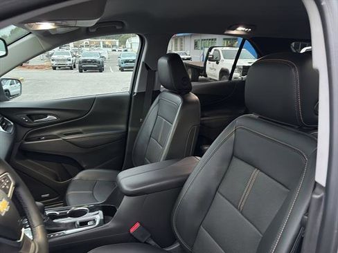 Used 2023 Chevrolet Equinox Premier image 15