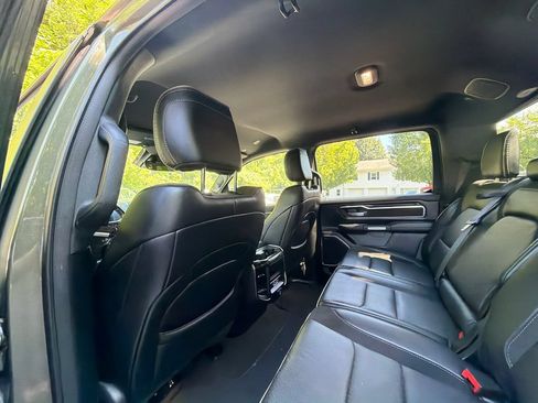 Used 2021 RAM 1500 Laramie w/ Sport Appearance Package AWD/4WD image 29