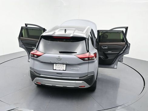 Used 2023 Nissan Rogue Platinum w/ Platinum Premium Package AWD/4WD image 25