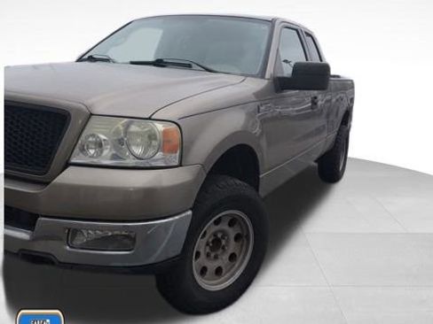 Used 2005 Ford F150 XLT image 1