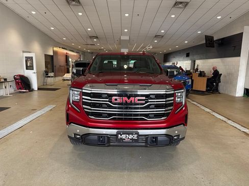 Used 2024 GMC Sierra 1500 SLT w/ SLT Premium Plus Package AWD/4WD image 2