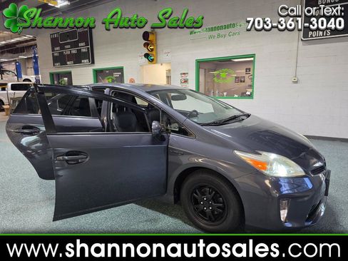Used 2012 Toyota Prius Four FWD image 1