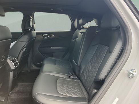 Used 2023 Kia Sportage X-Pro AWD/4WD image 17