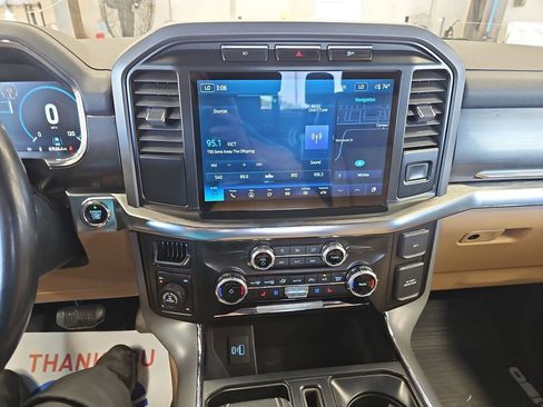 Used 2023 Ford F150 Lariat image 19