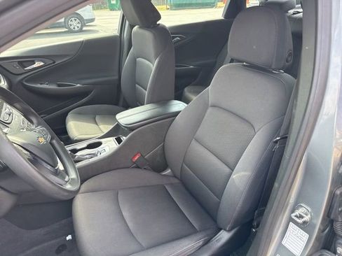 Used 2024 Chevrolet Malibu LT image 9