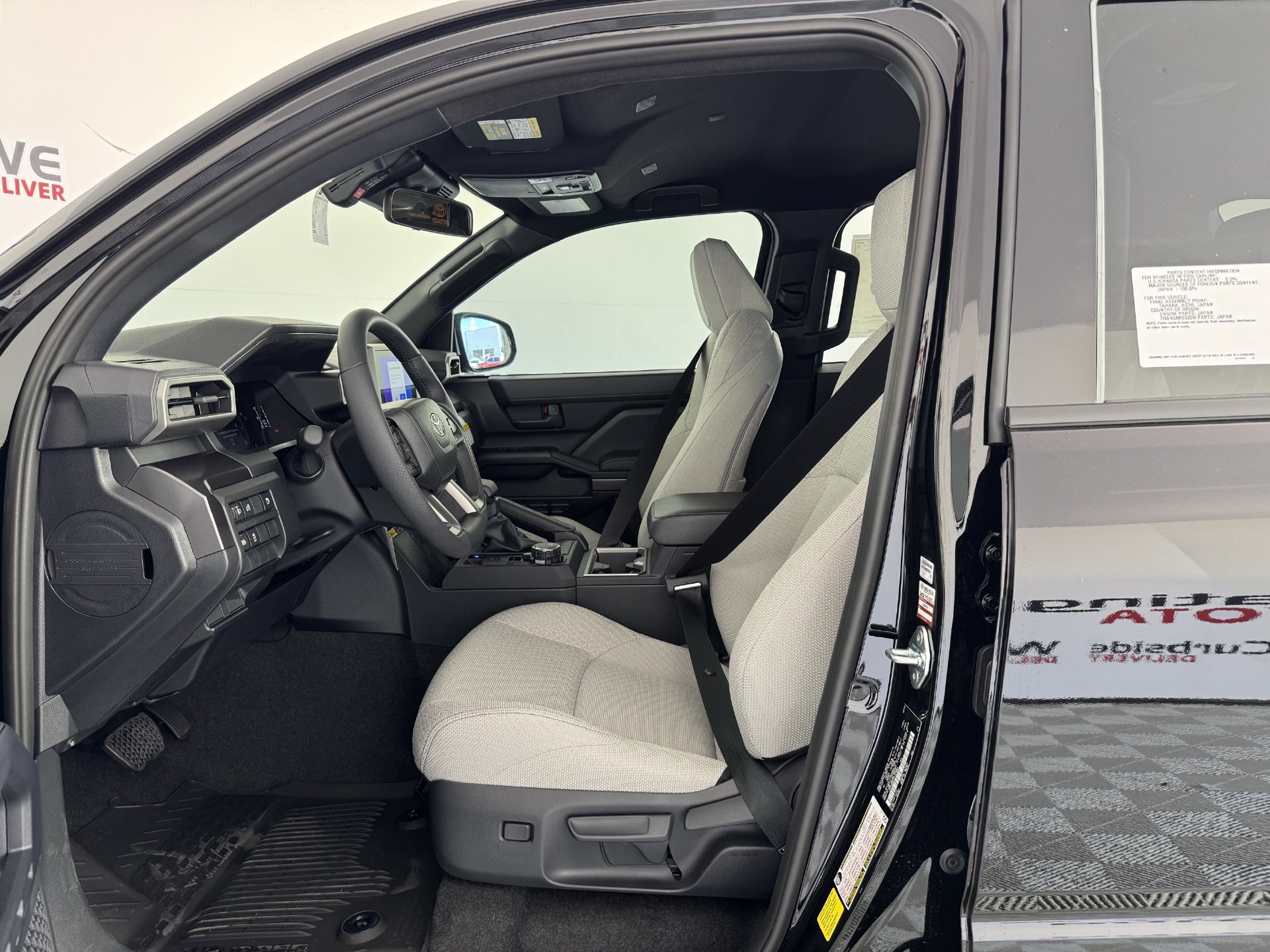 New 2026 Toyota 4Runner SR5 AWD/4WD image 5